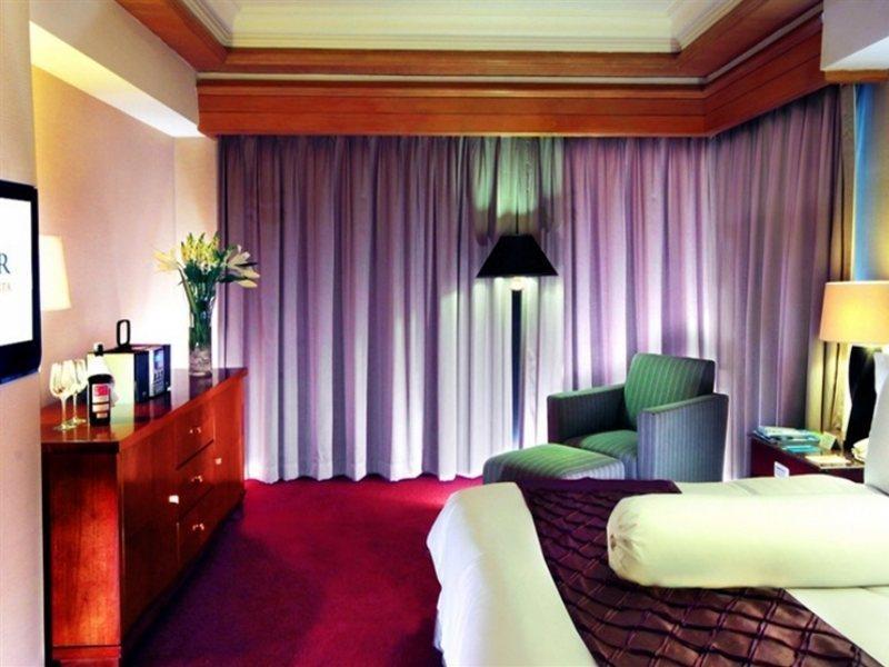 Hotel Le Grandeur Mangga Dua Dżakarta Zewnętrze zdjęcie